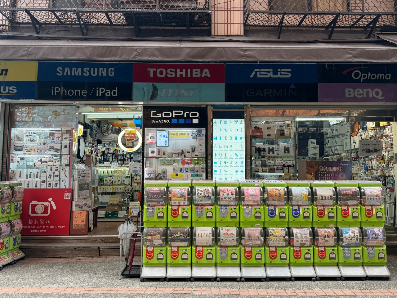 薪創數位忠孝新生店