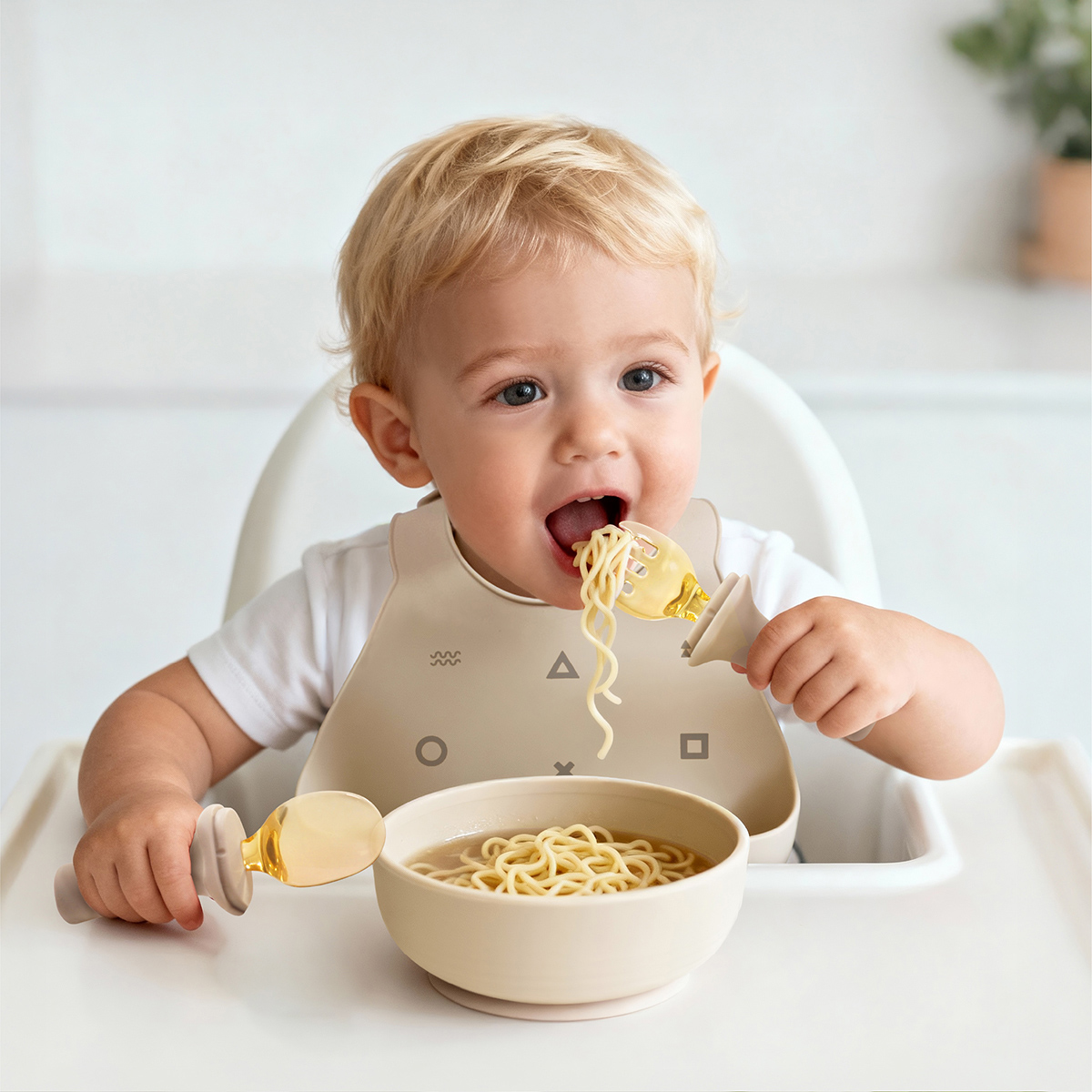 PPSU 寶寶學習餐具組2.png