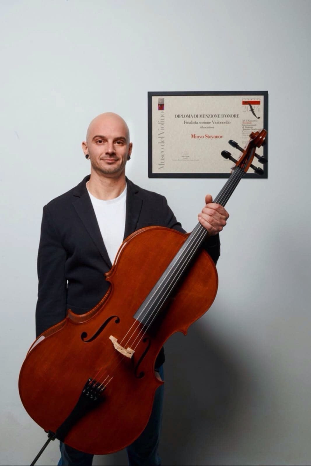Minyo Stoyanov Profile