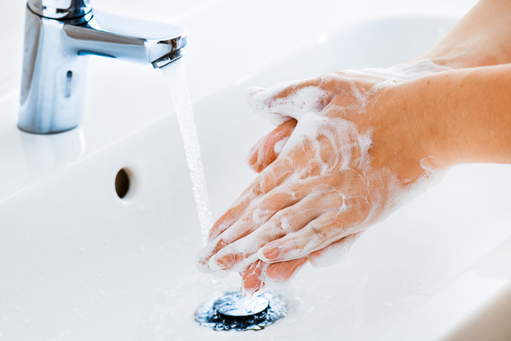 除了戴口罩，也該養成勤洗手習慣才能有效防疫