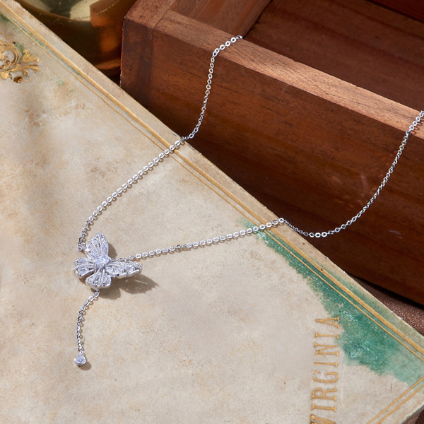 白K色鋯石純銀項鍊-蝶願垂光
