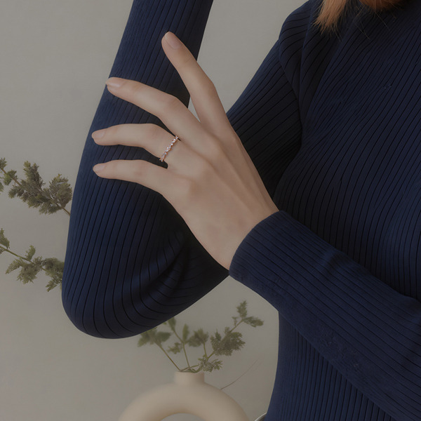 玫瑰金色鋯石純銀戒指-輕風寄語