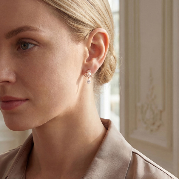 玫瑰金色鋯石珍珠純銀耳環-幸運花語