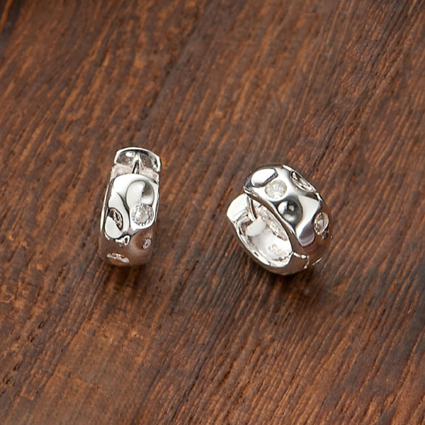 銀色鋯石純銀耳環-靜銀圓語