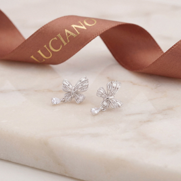 白K色鋯石純銀耳環-蝶語微光