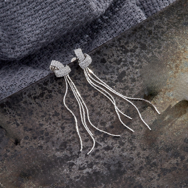 白K色鋯石純銀耳環-花樣流光