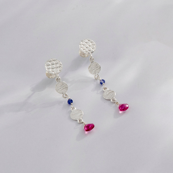 銀色坦桑石粉碧璽純銀耳環-瑤光