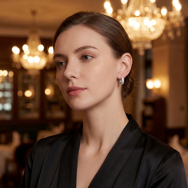 白K色鋯石純銀耳環-恆耀之環