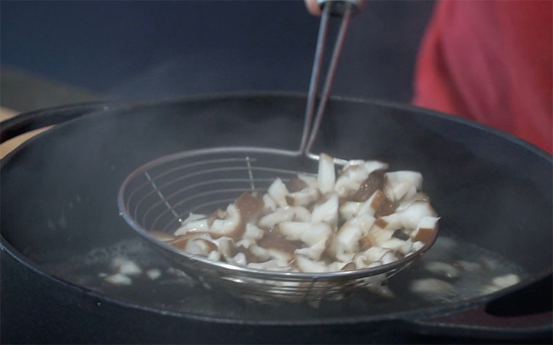 水煮香菇丁