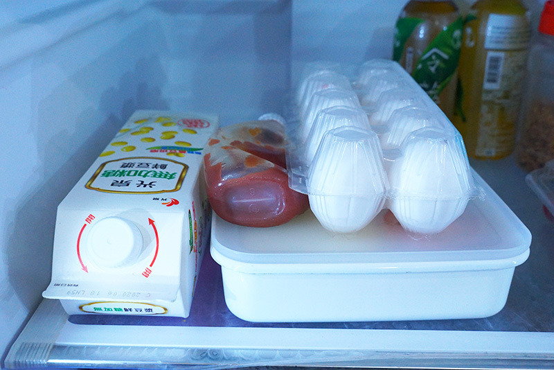 冰箱早餐食材放置